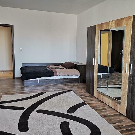 Apartament Tora Mora Warna Zewnętrze zdjęcie